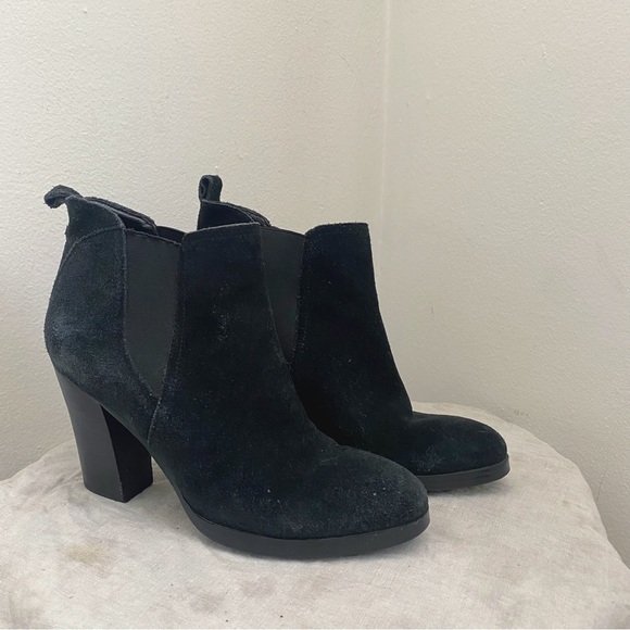 Marc Fisher • Saint Sueded Chelsea Boot in Black - Picture 6 of 11